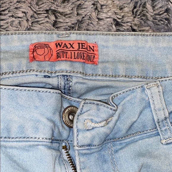 Jeans - Picture 3 of 3